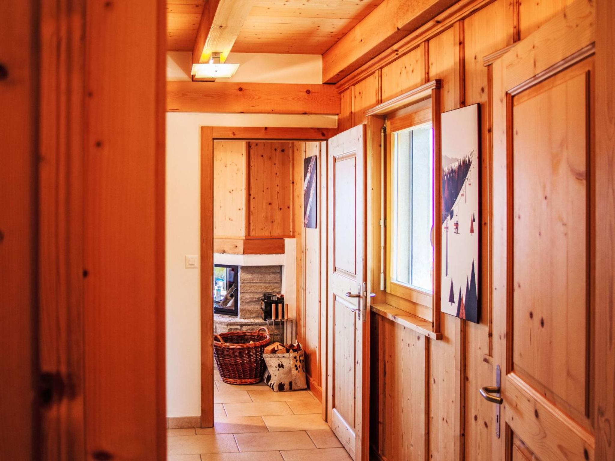 Chalet Chalet Aurore by Interhome