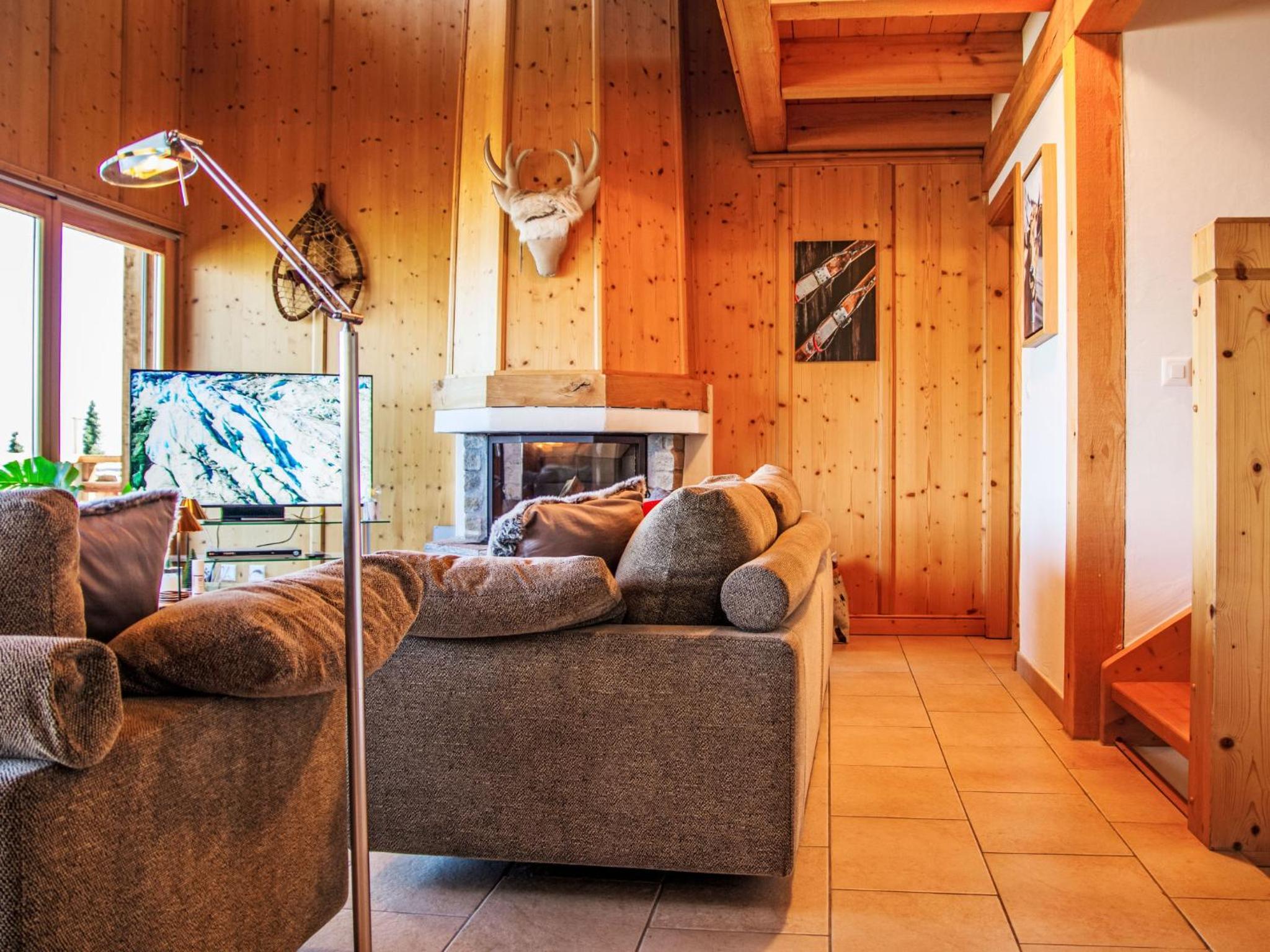 Chalet Chalet Aurore by Interhome