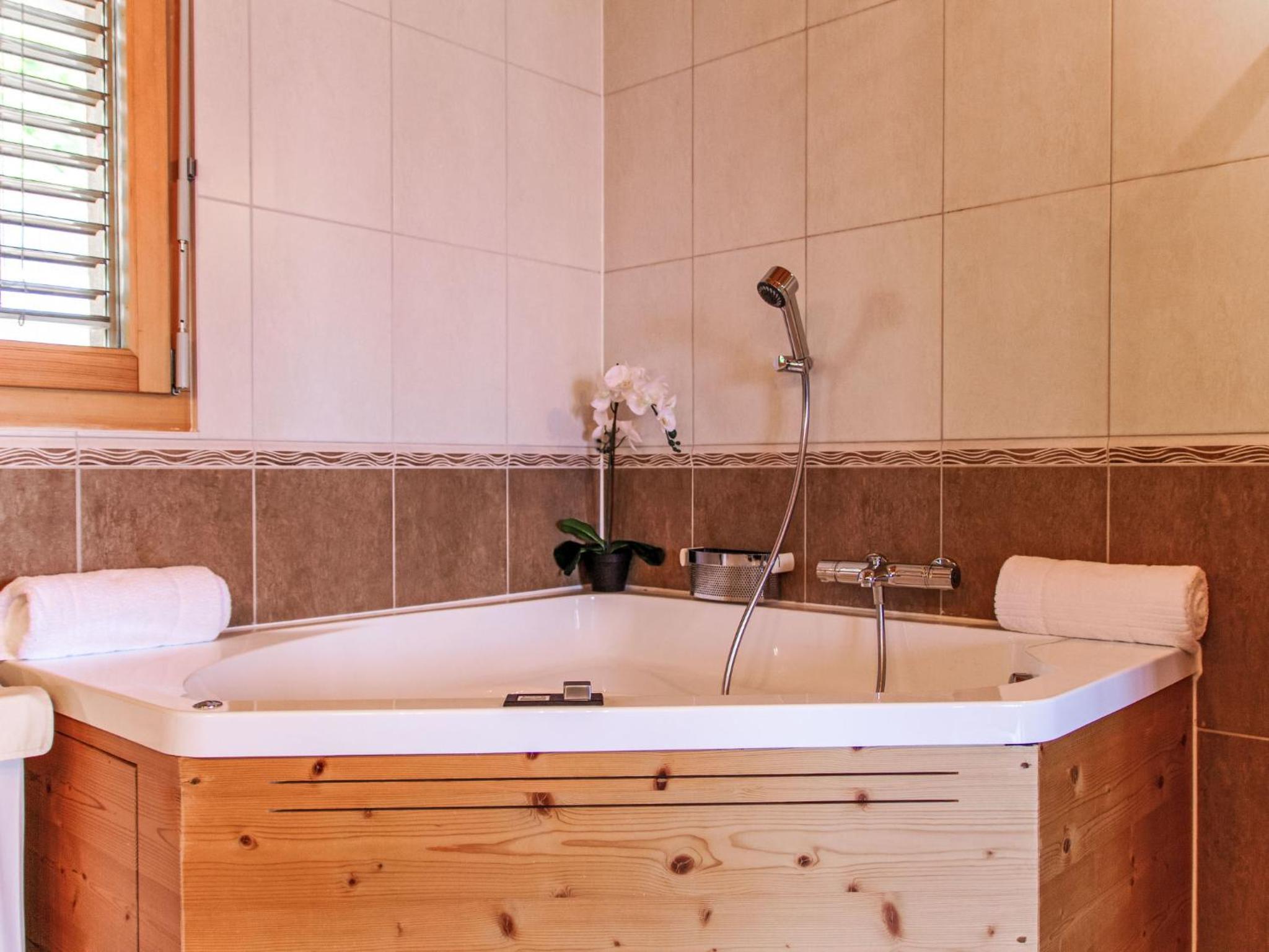 Chalet Chalet Aurore by Interhome