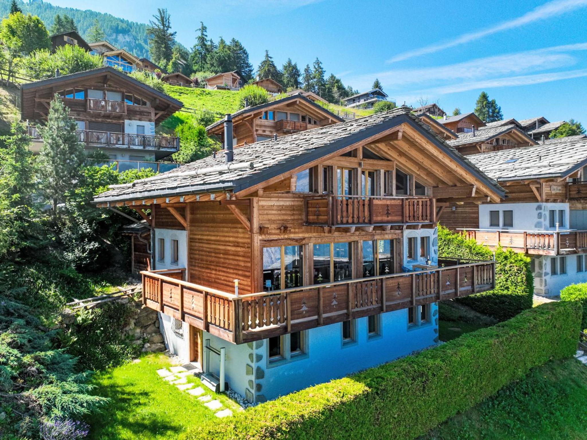 Chalet Chalet Aurore by Interhome