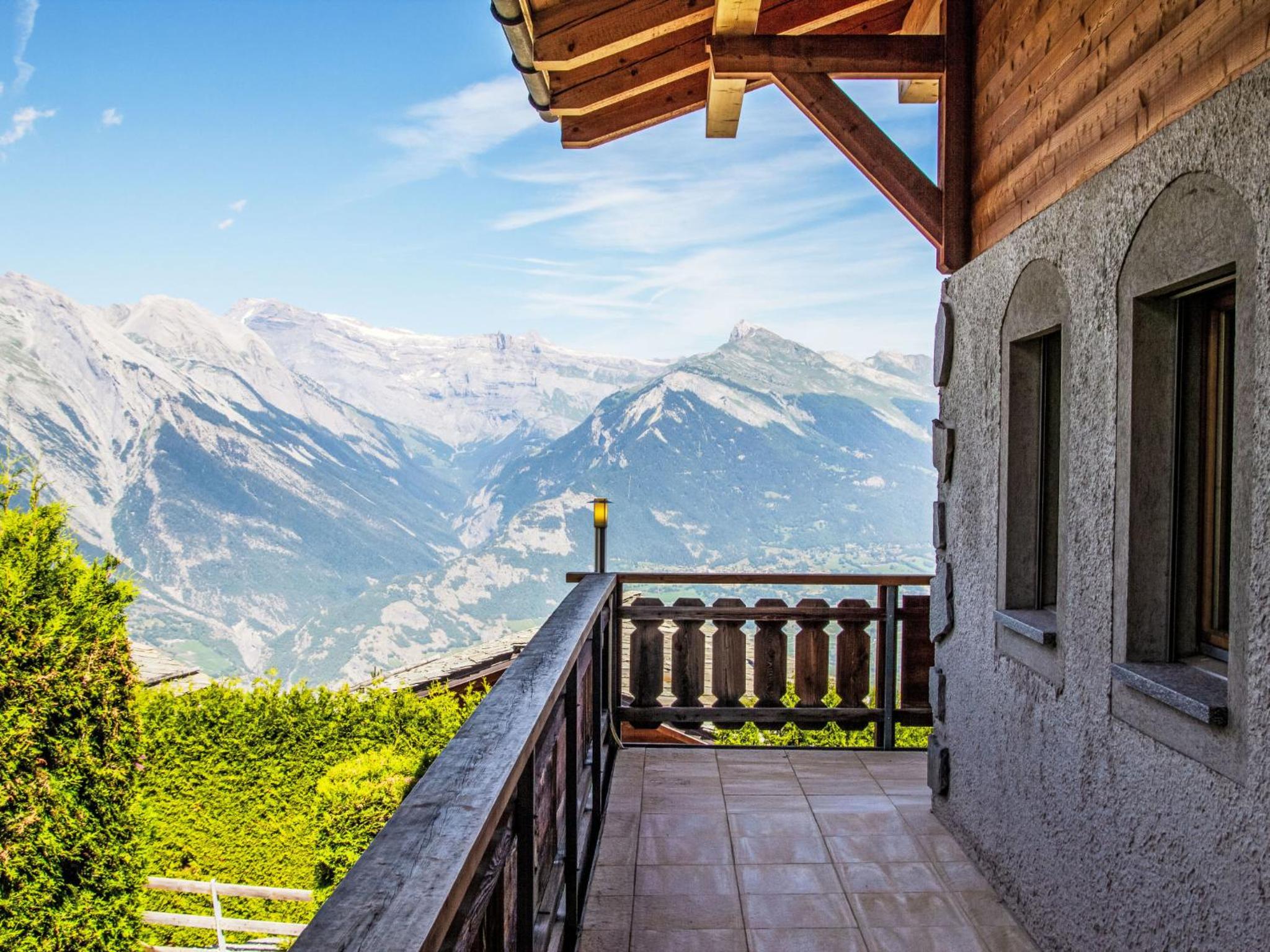 Chalet Chalet Aurore by Interhome
