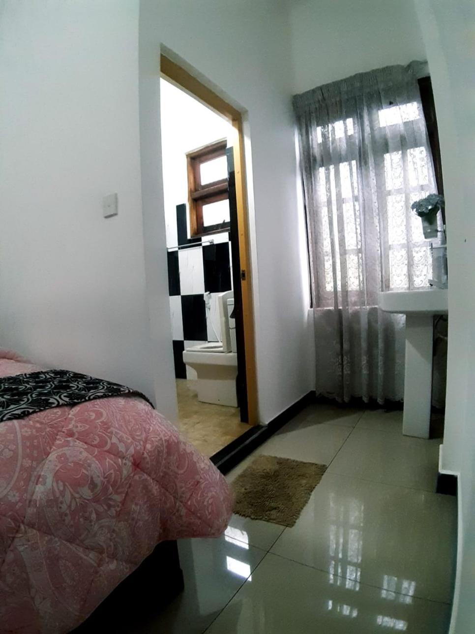 Photo 34
