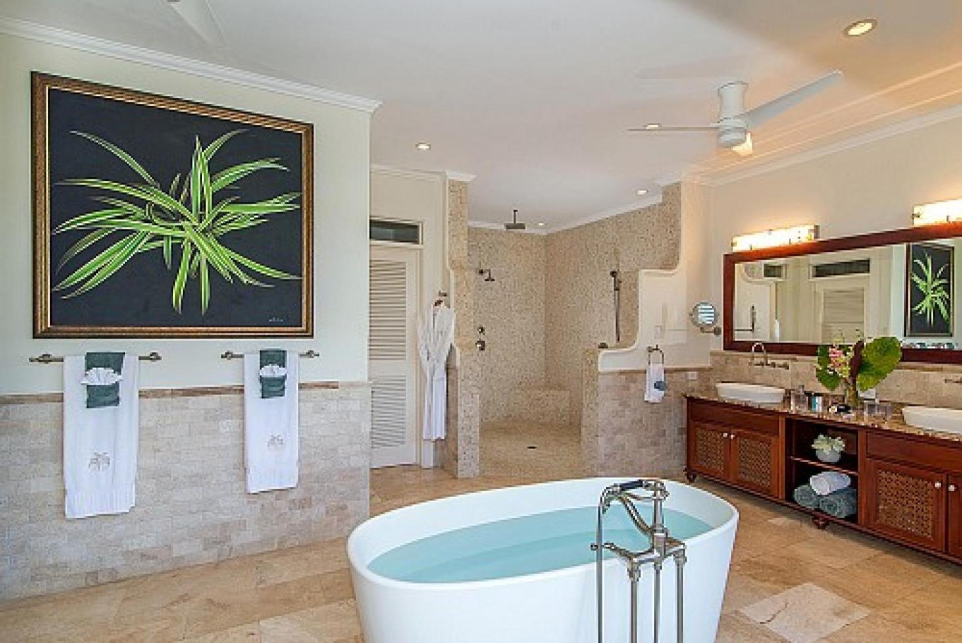 Beautiful 7 Bedroom Harmony Hill Villa