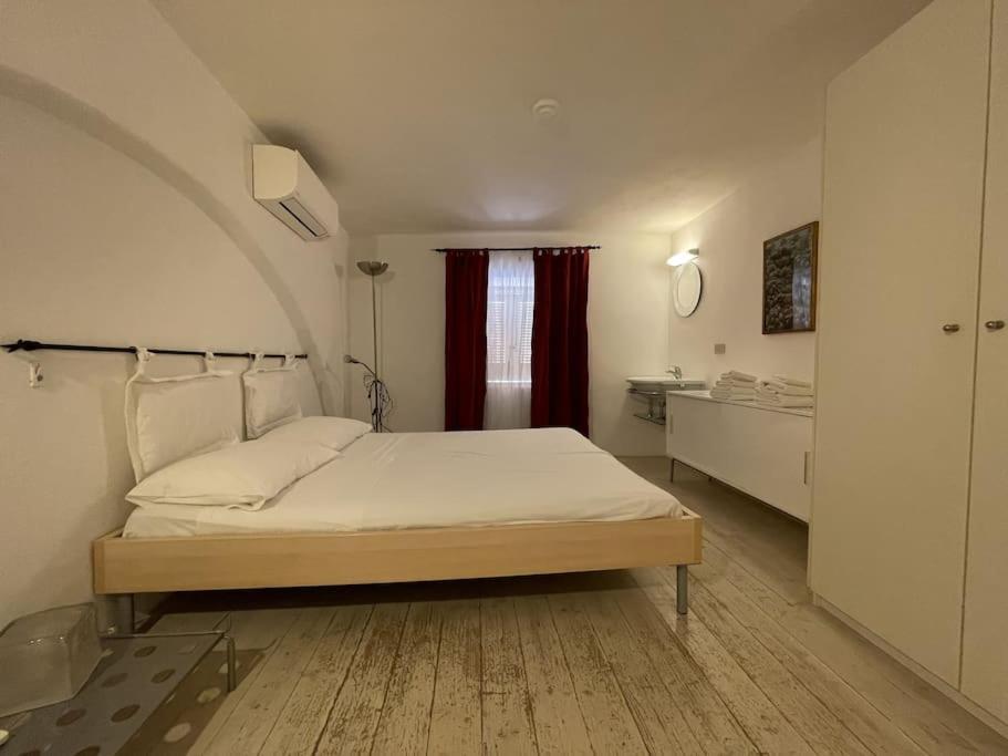 Casa Cappero - sul porto di Malfa photo 4