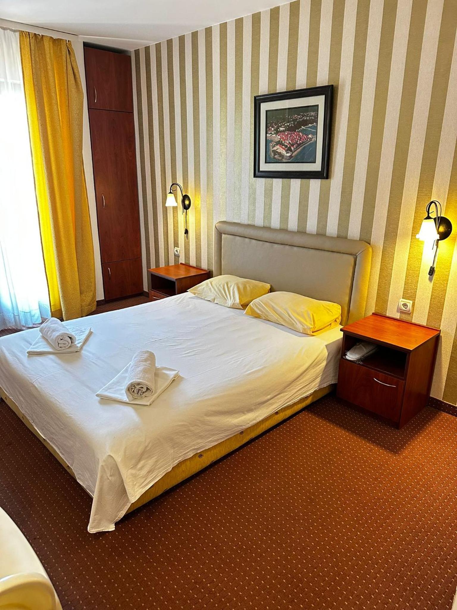 CENTRAL HOTEL-Budva view 3