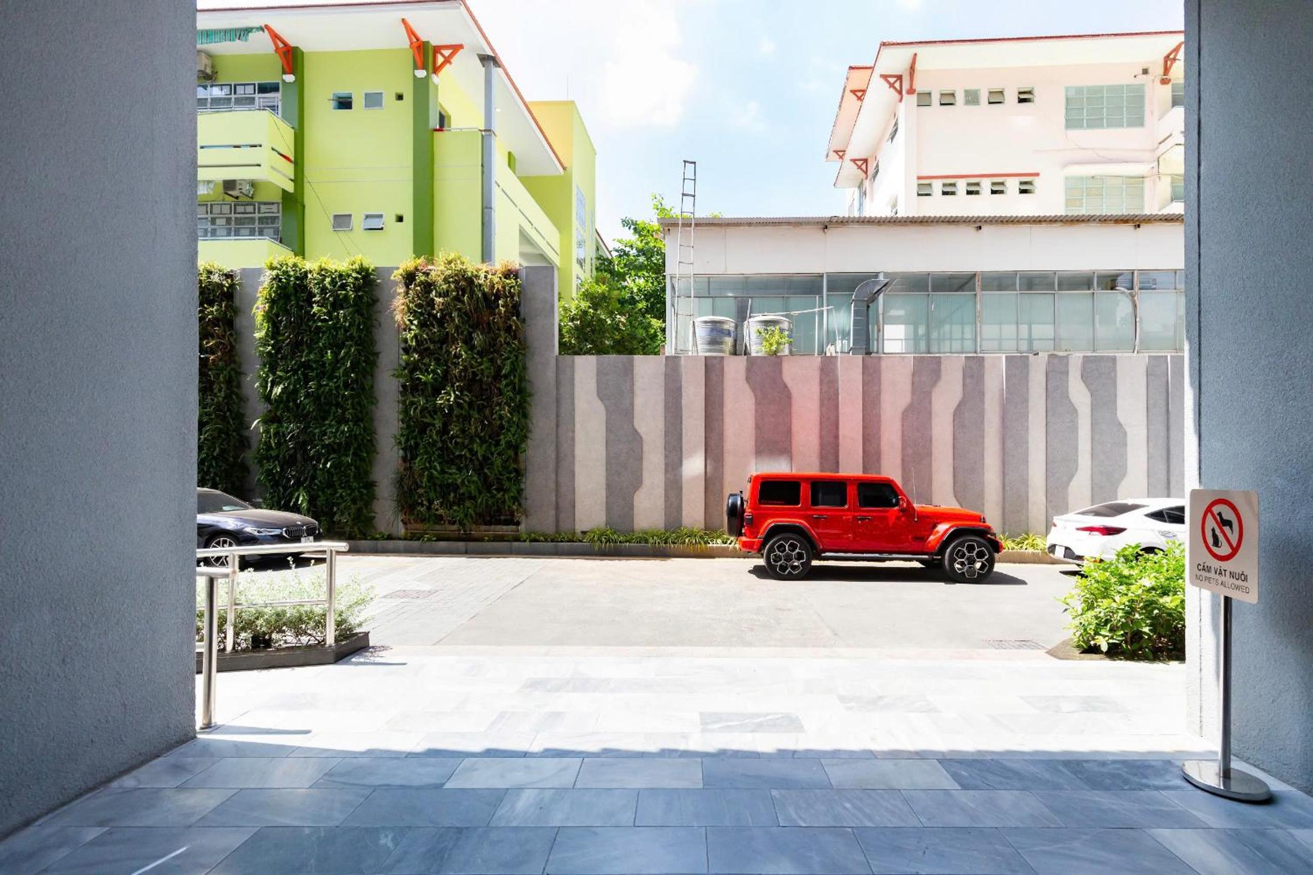 Aris Soho Balcony Suites Saigon District 1