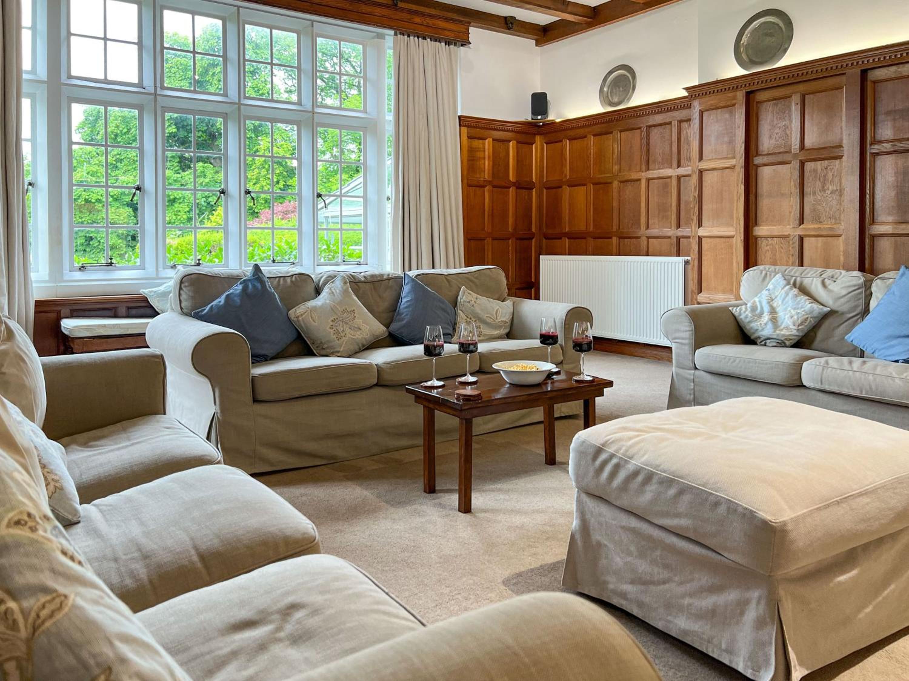 Bank House Longtown, ideal group accommodation with swimming pool & hot tub view 3