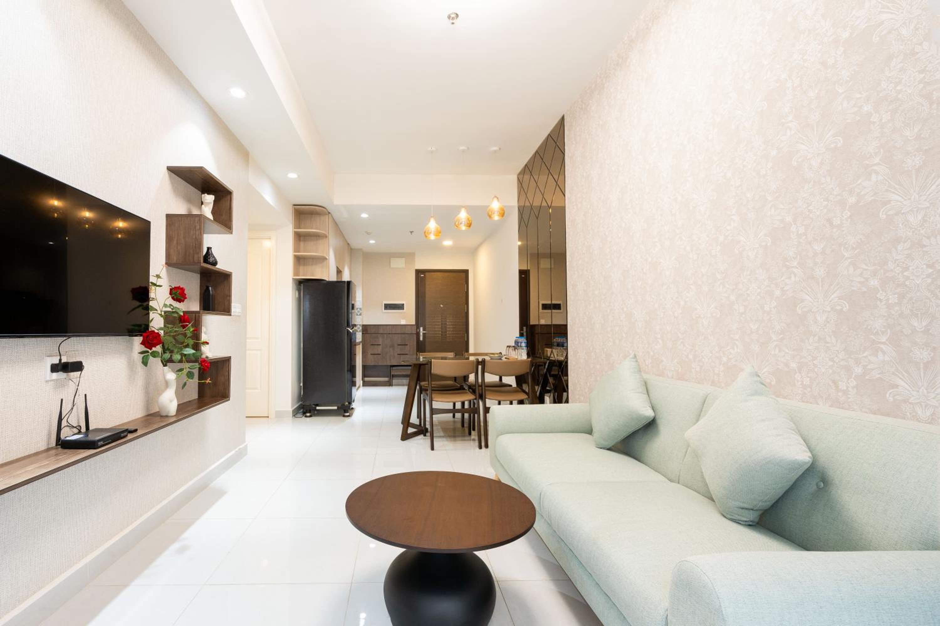 Aris Soho Balcony Suites Saigon District 1