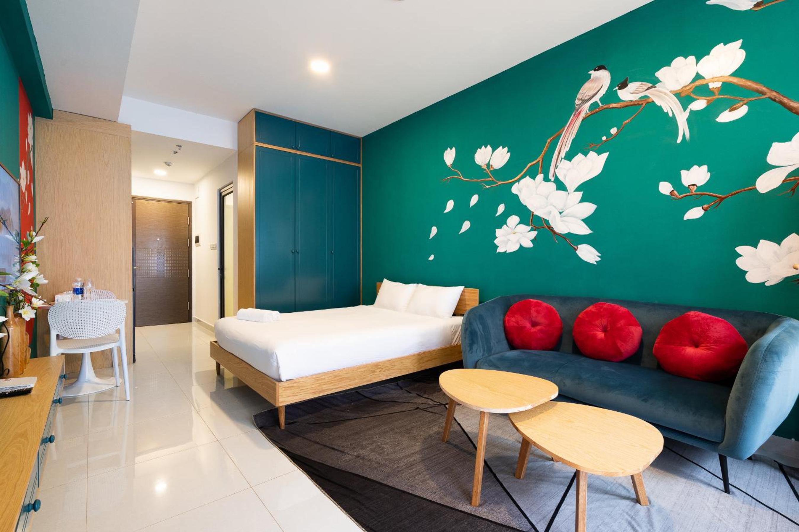 Aris Soho Balcony Suites Saigon District 1
