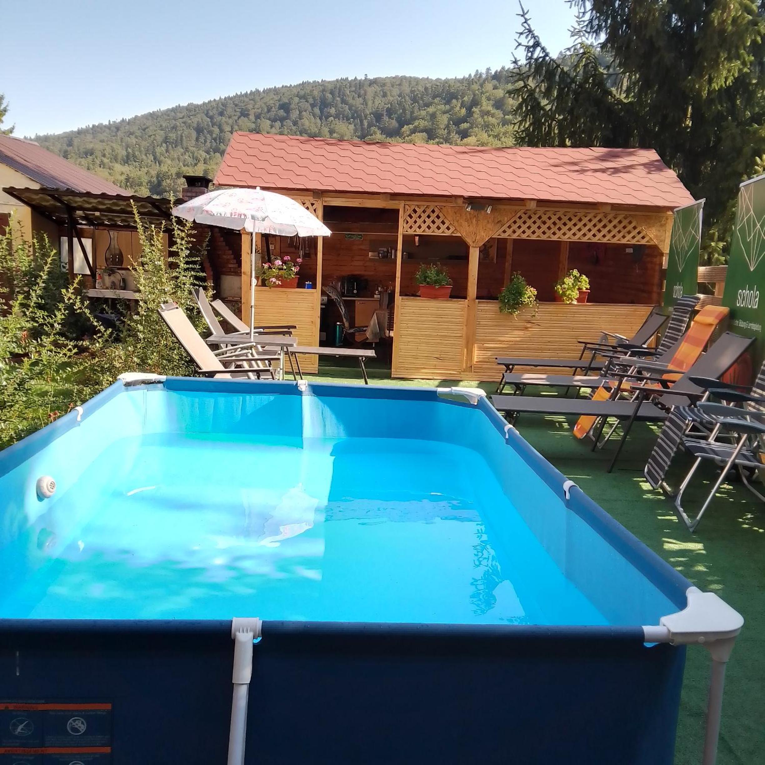 Casa Nicolas Busteni