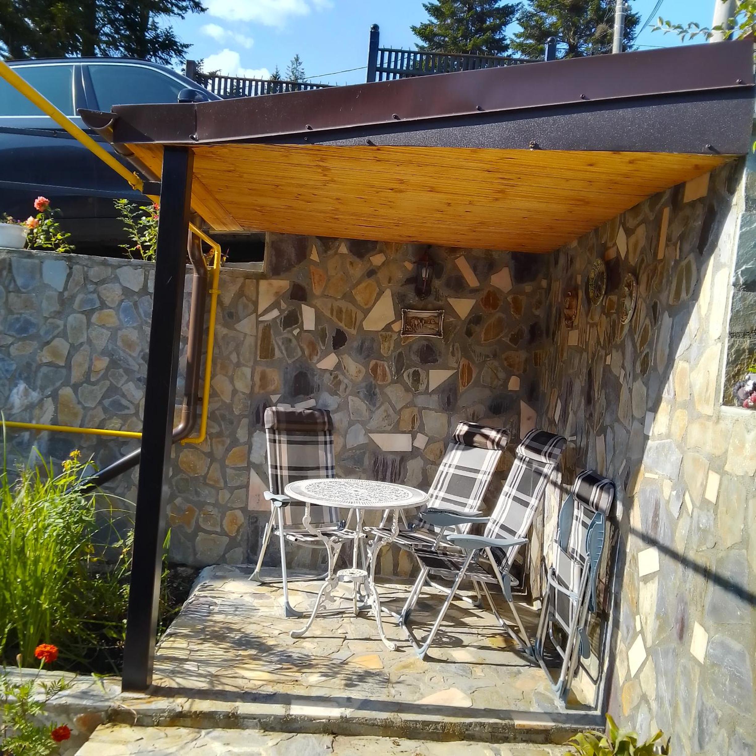 Casa Nicolas Busteni