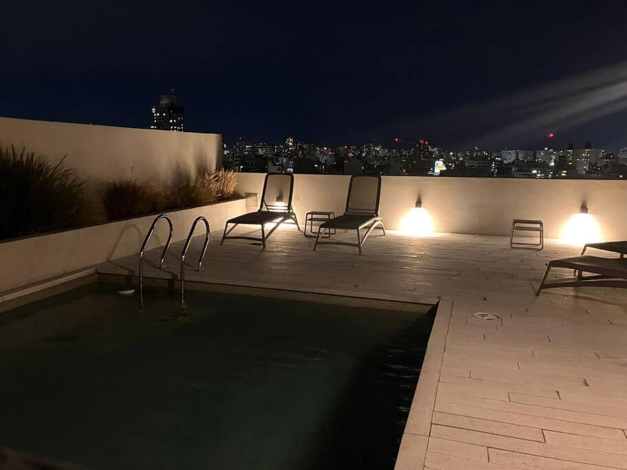 Guevara's Flat Views