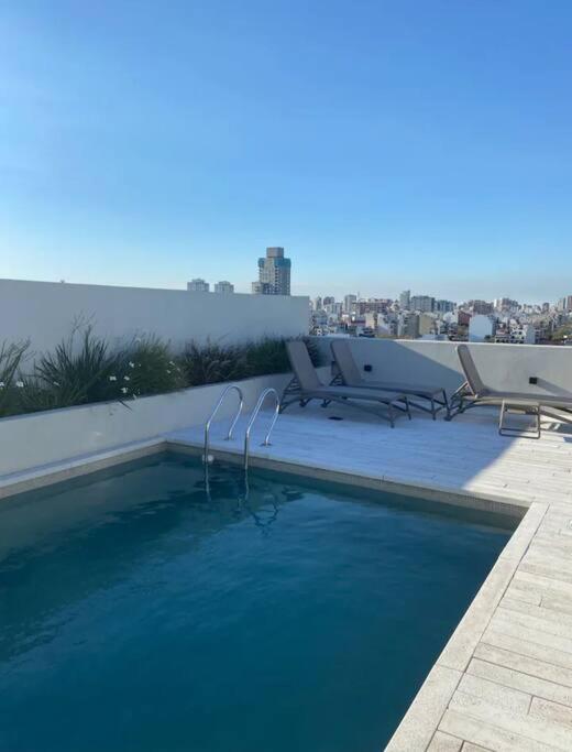 Guevara's Flat Views
