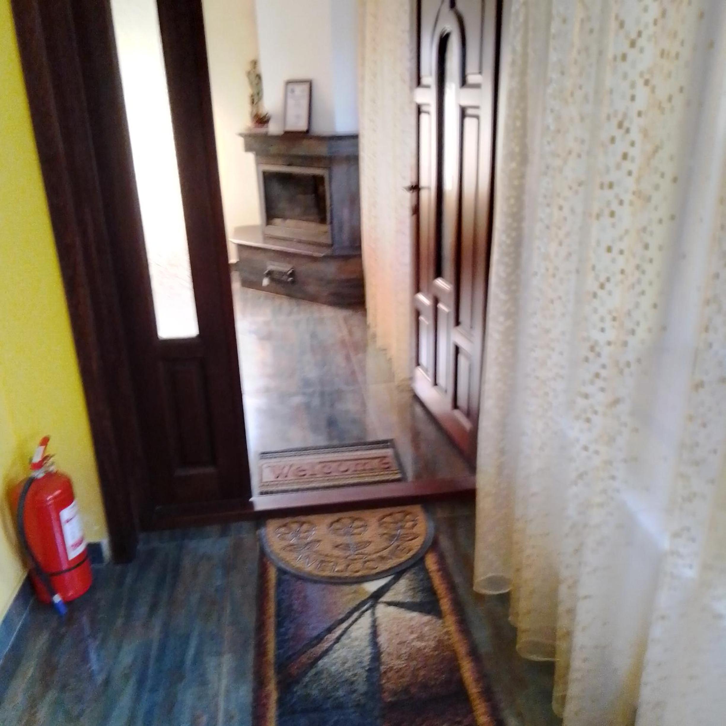 Casa Nicolas Busteni