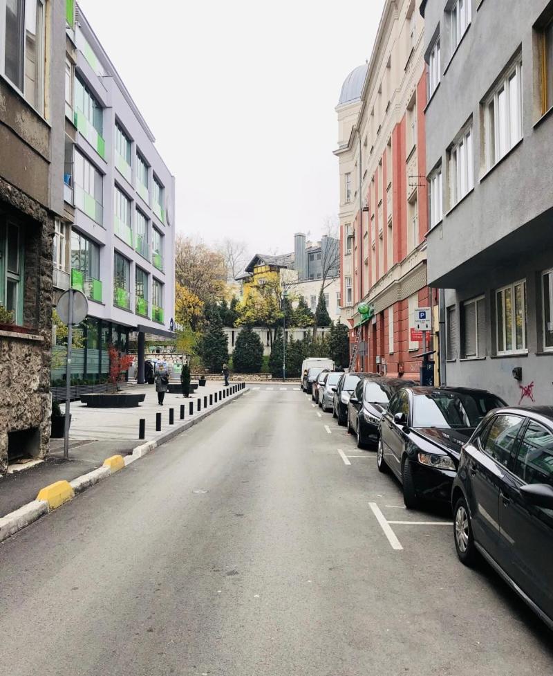 Apartmant Ayna