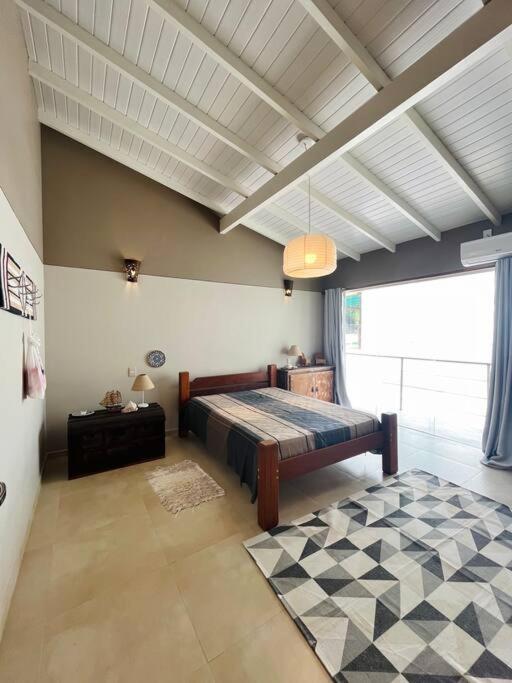 Casa pé na areia praia de Guaecá