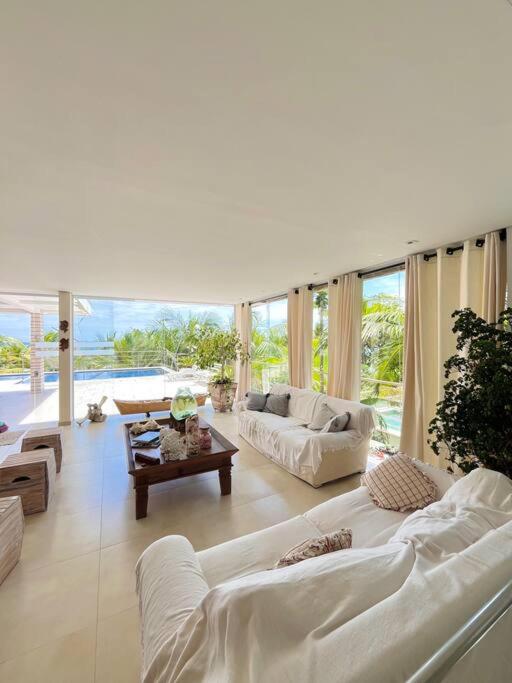 Casa pé na areia praia de Guaecá