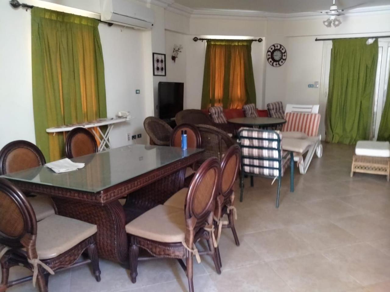 Amazing standalone Villa with 4 master rooms, private Garden, and pool view 4