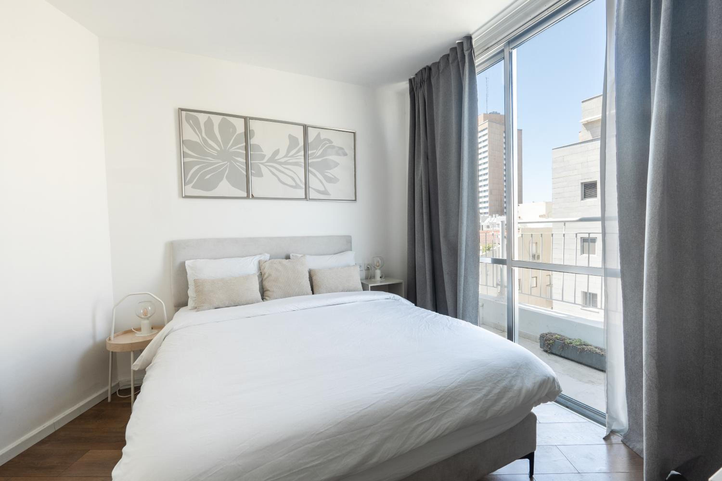 David Frishman Residence - Sea view penthouse
