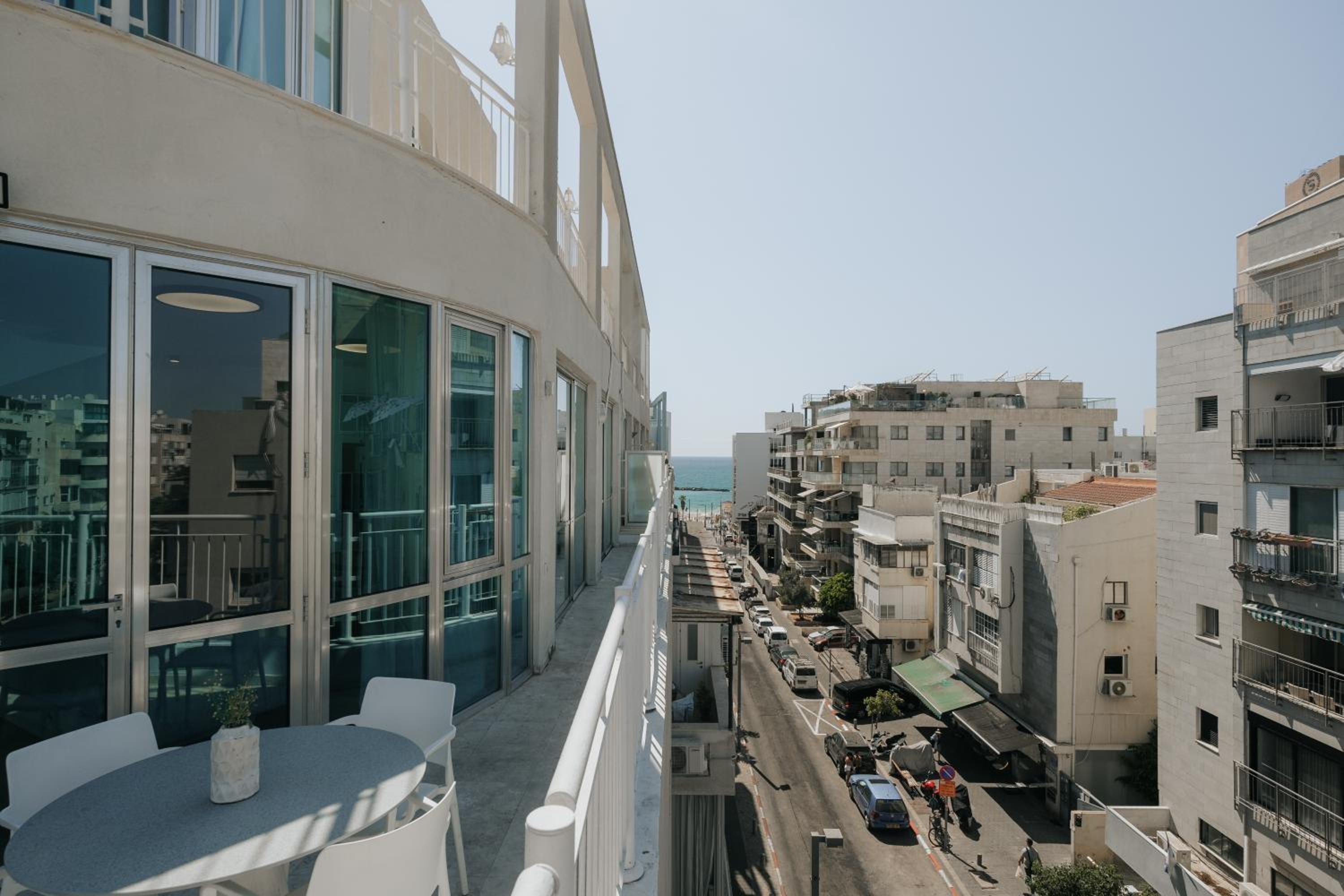 David Frishman Residence - Sea view penthouse