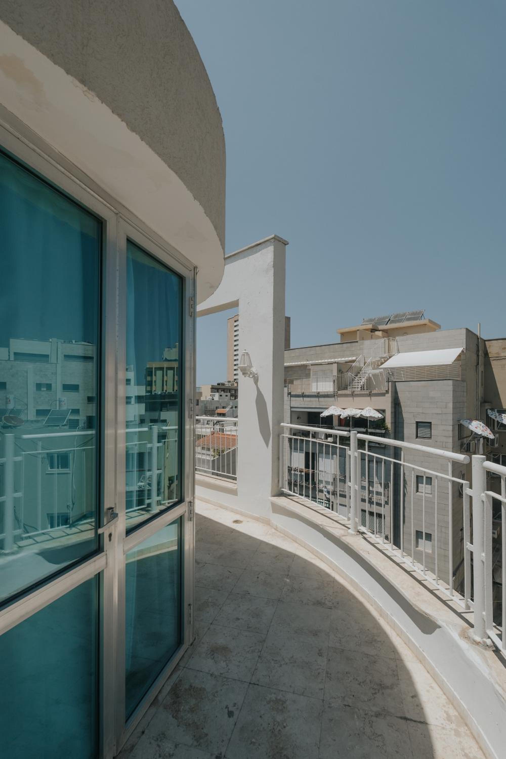 David Frishman Residence - Sea view penthouse