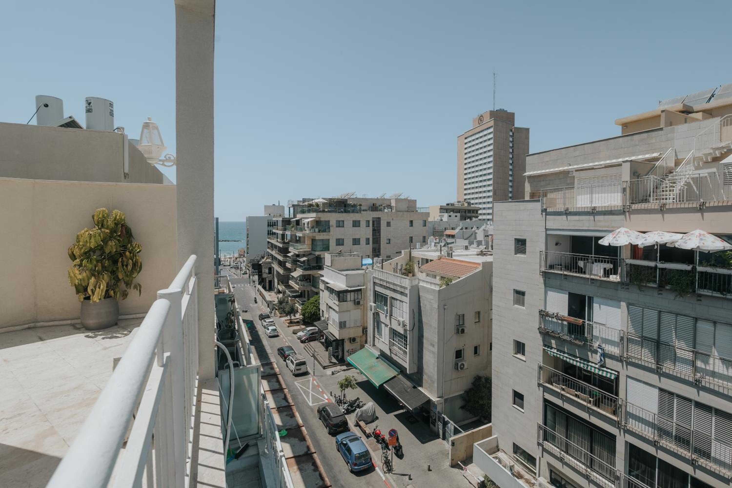 David Frishman Residence - Sea view penthouse