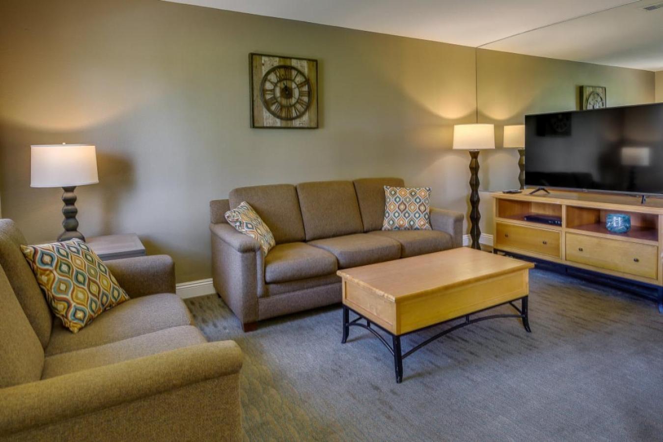 Cozy Coachella Condo - Your Desert Oasis view 3