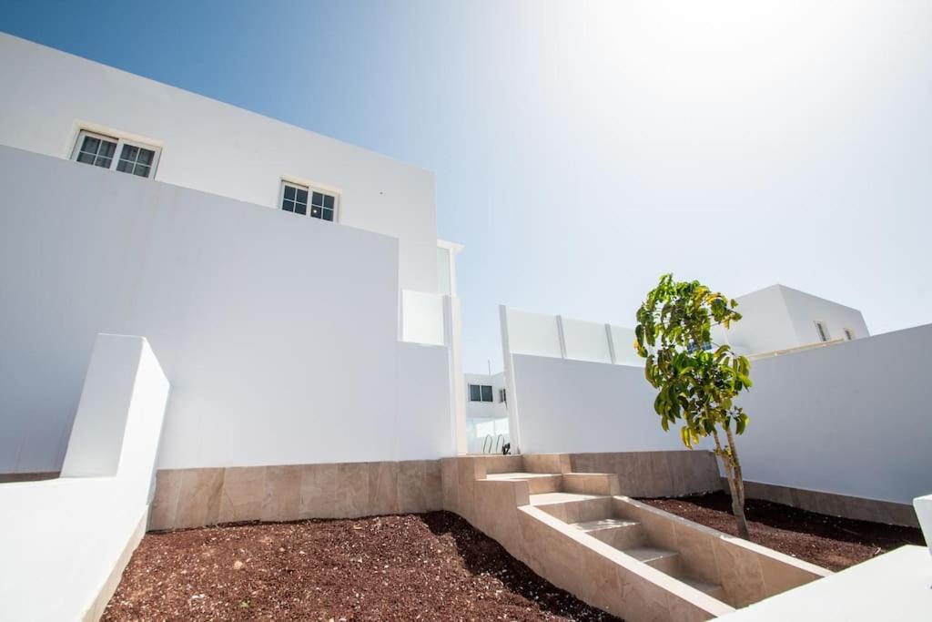 Casa Leize Piscina climatizada, Vistas & AC 10 Minutes walk from Marina Rubicón view 5