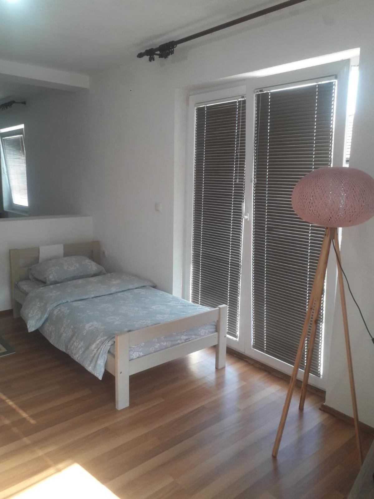 Apartmani Previja