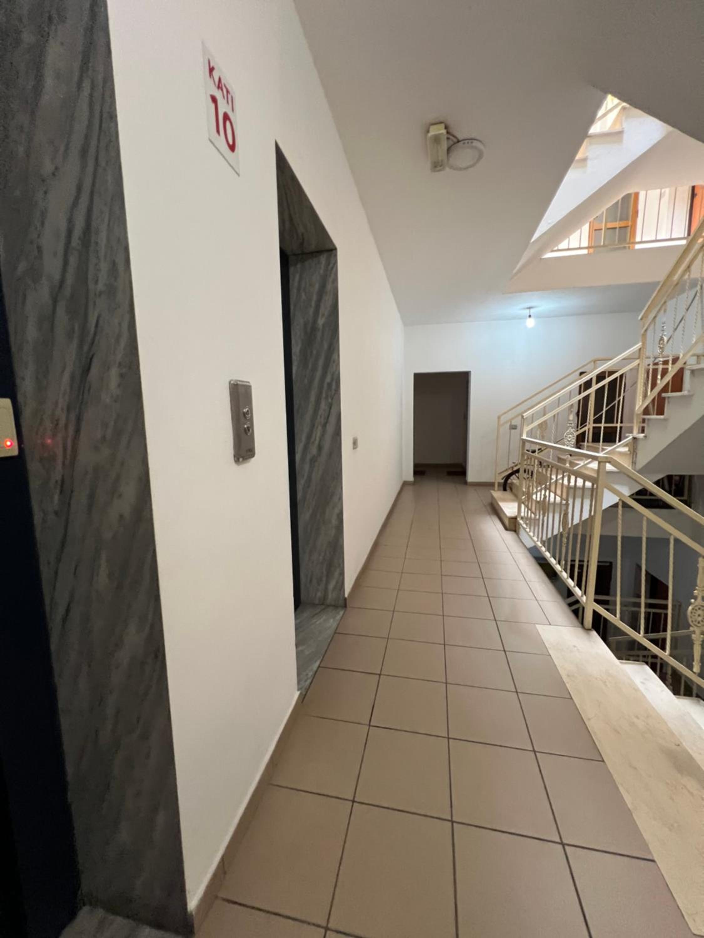 Center View Luxury Apartment