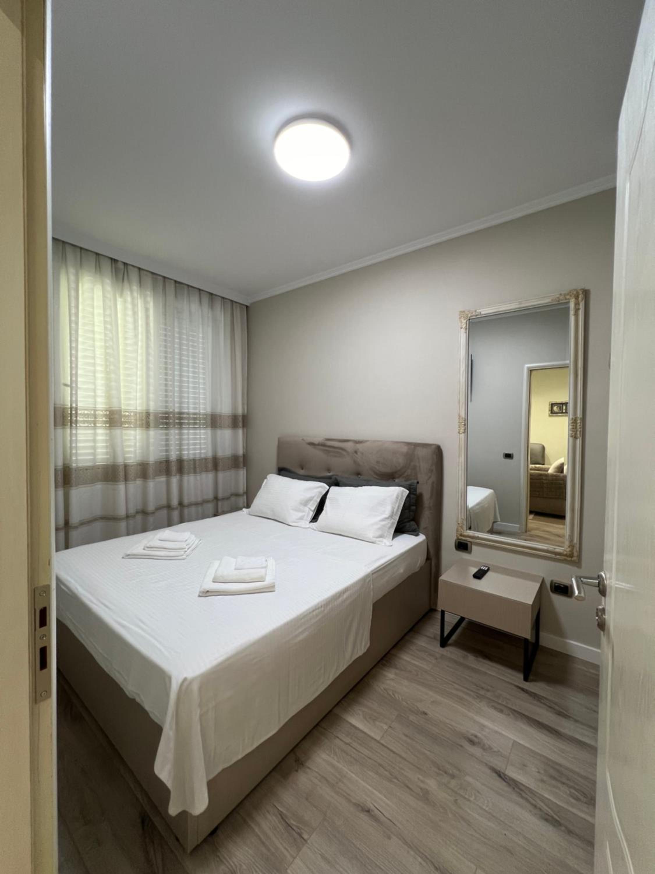 Center View Luxury Apartment