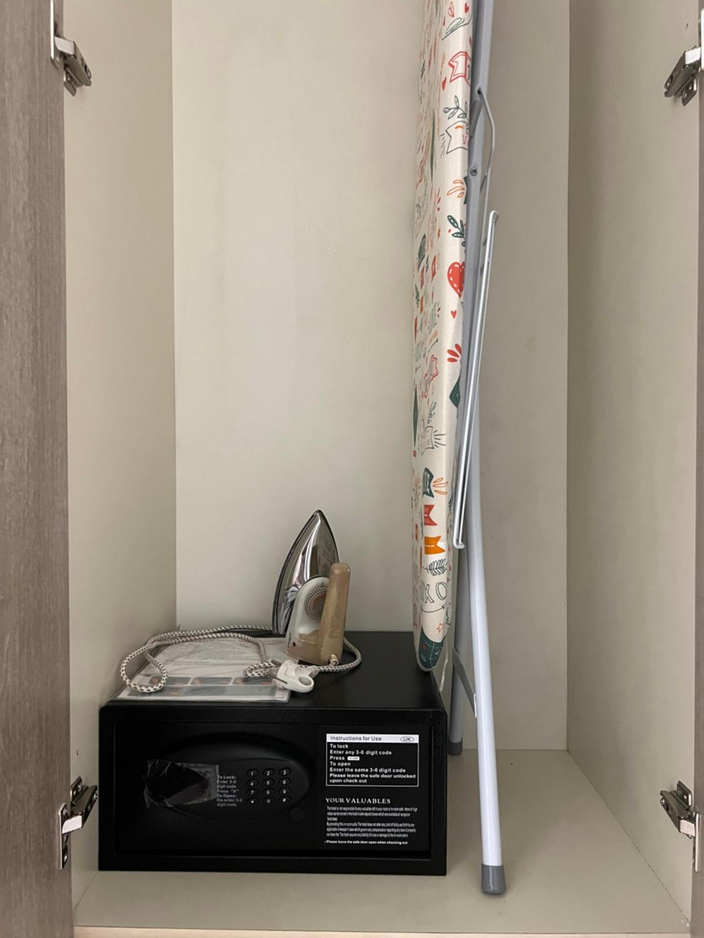 Center View Luxury Apartment