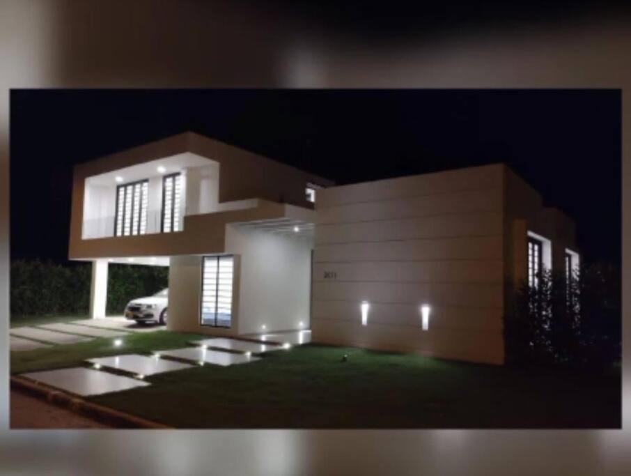 Hermosa casa familiar te espera