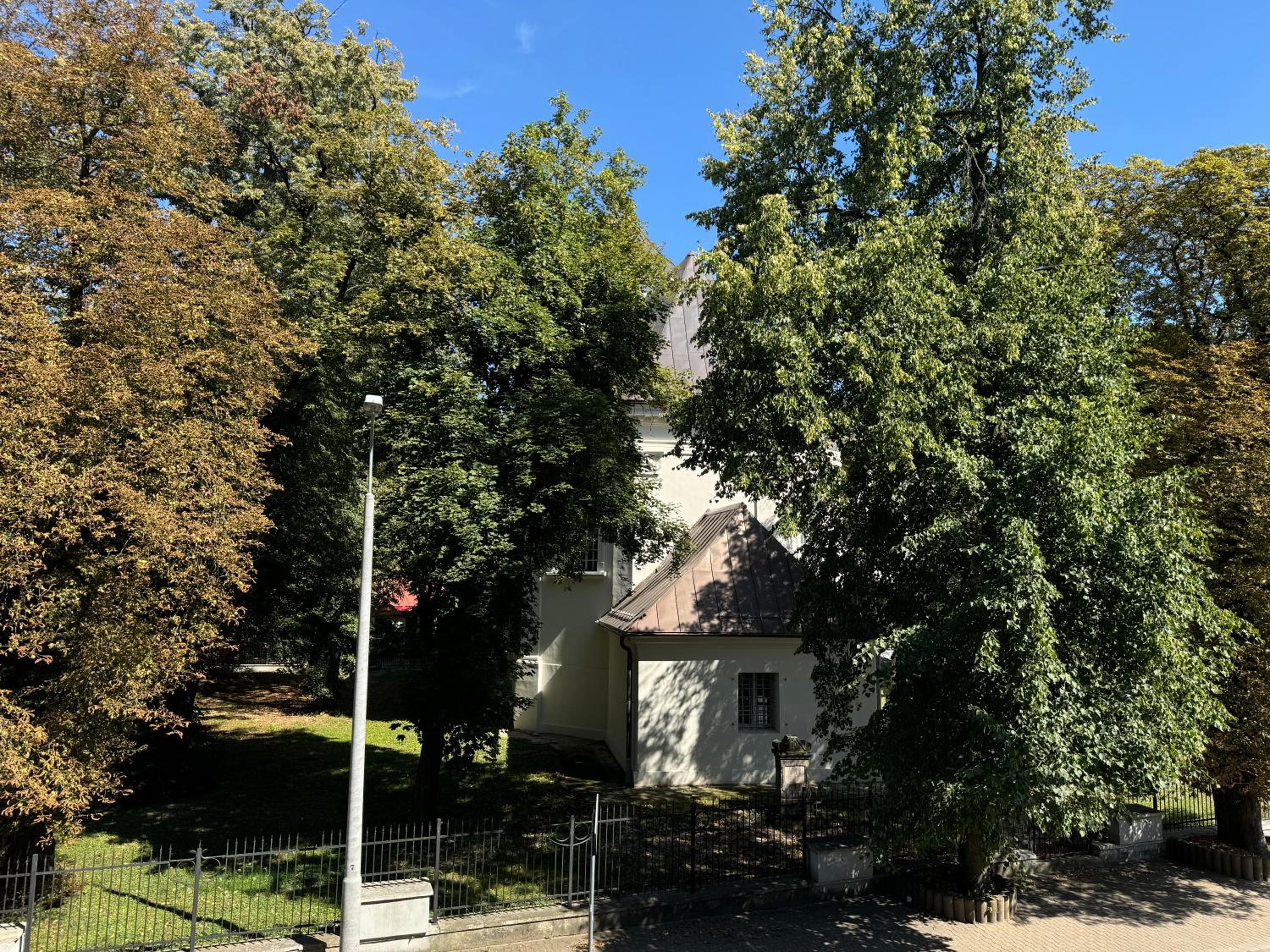 Photo 32