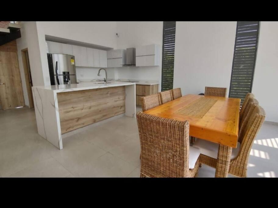 Hermosa casa familiar te espera
