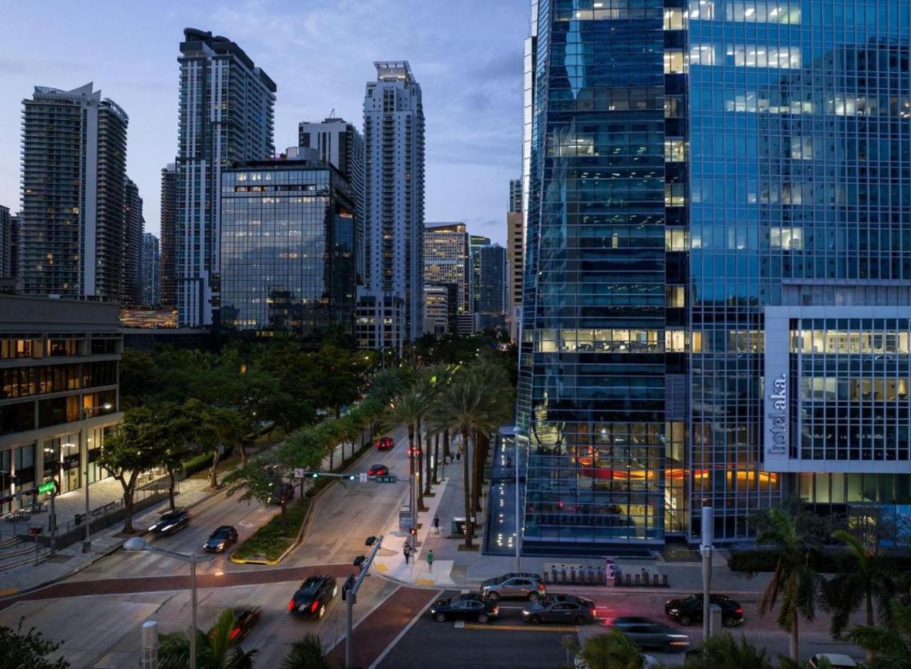 Lux Aka Brickell Condo
