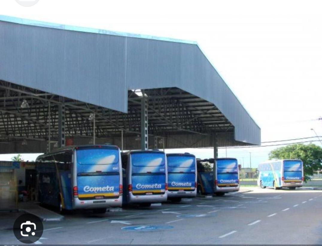 Apê 50 metros da praia, centro da Mirim, Wi-fi, 6 pessoas
