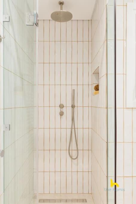 Acropolis View Luxe King-Suite W Ensuite Whirlpool
