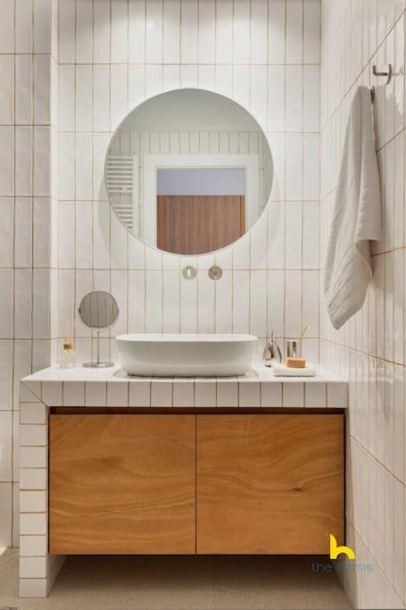 Acropolis View Luxe King-Suite W Ensuite Whirlpool