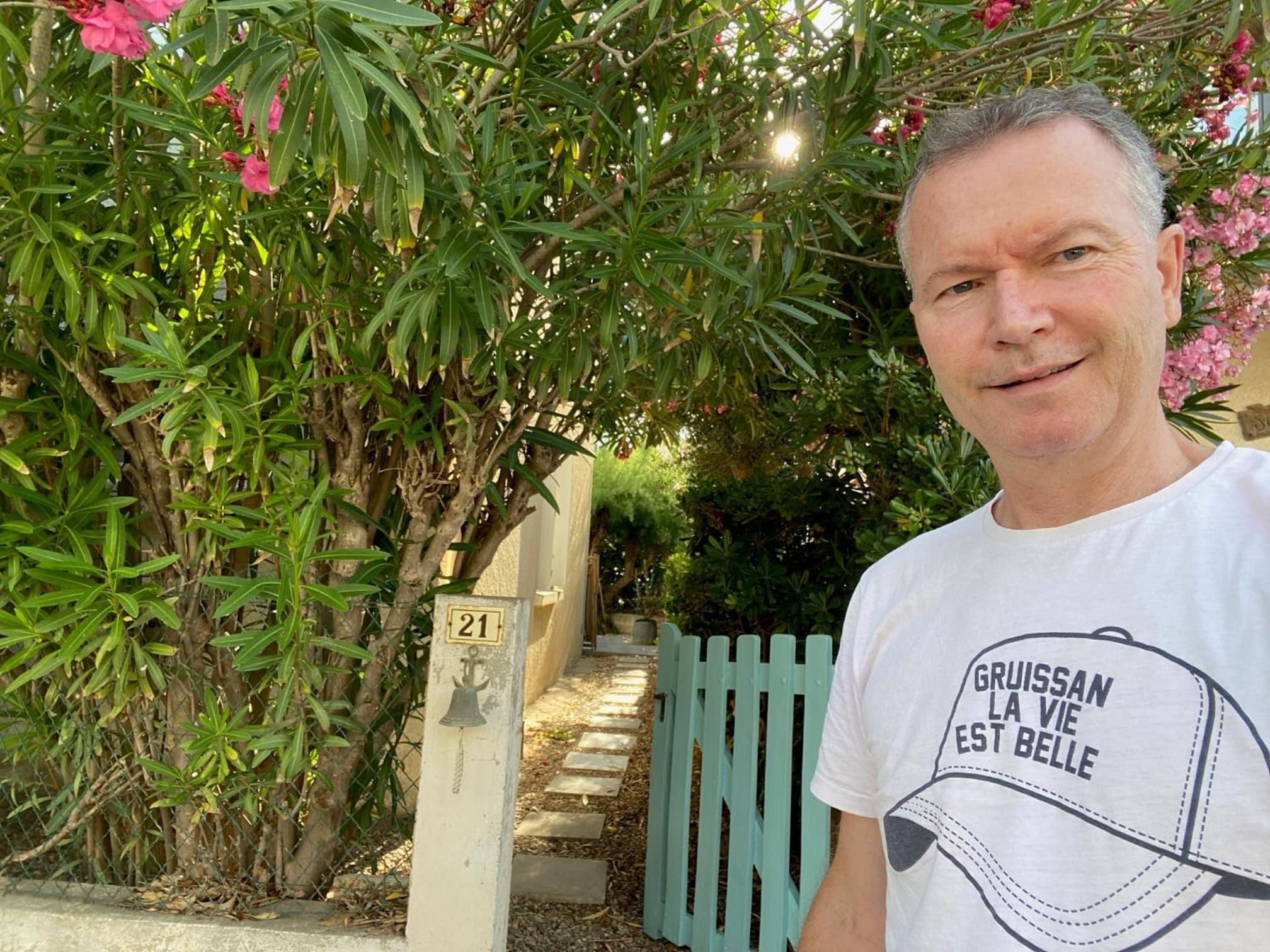 Maison 300 m de la plage avec un bel extérieur