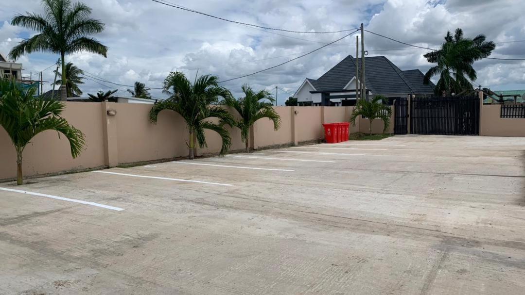 Entire two apartments, four bedrooms in Dar es salaam view 3