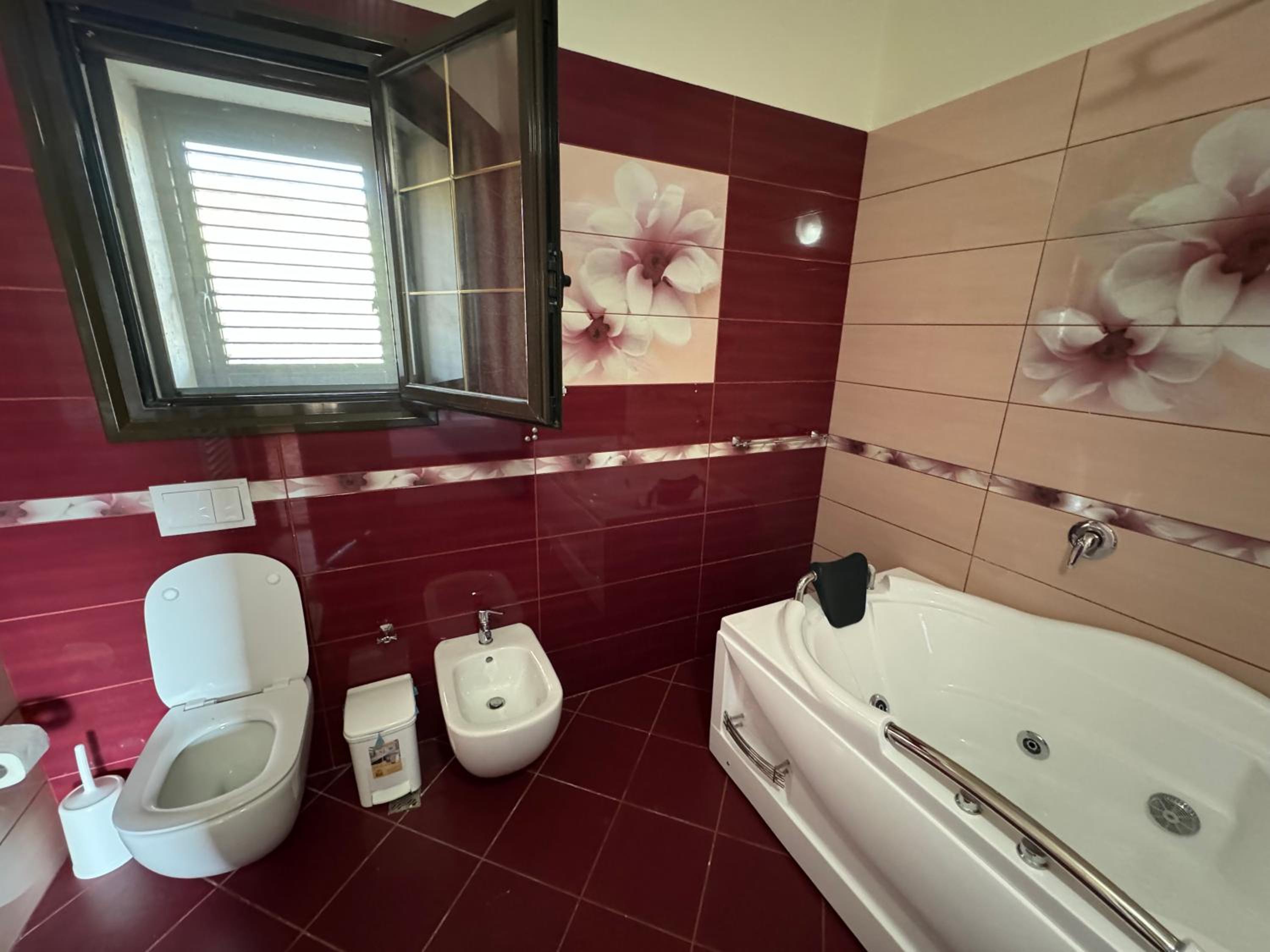 Roan Luxury Villa