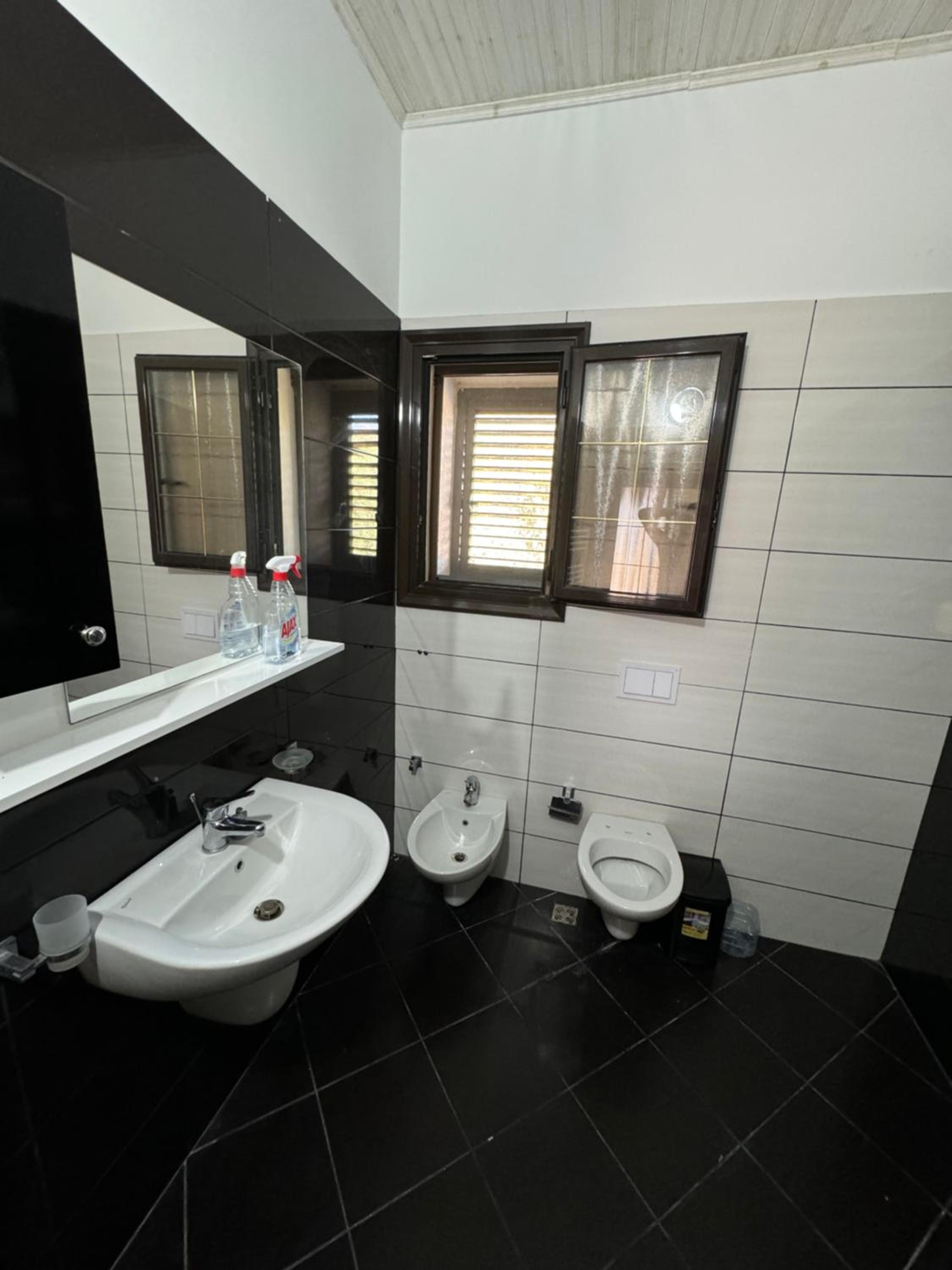 Roan Luxury Villa