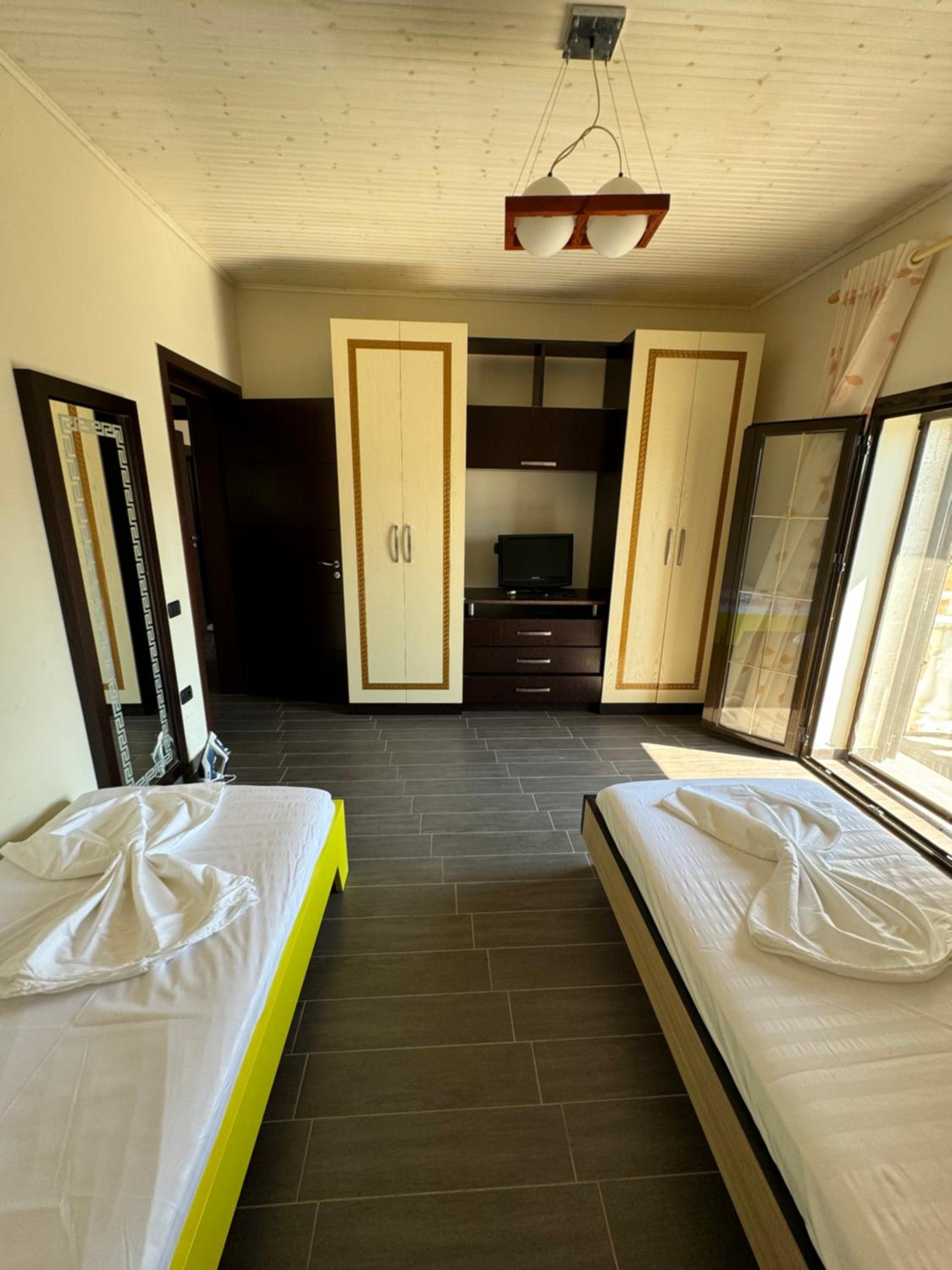 Roan Luxury Villa