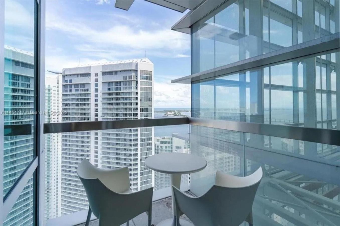 Lux Aka Brickell Condo