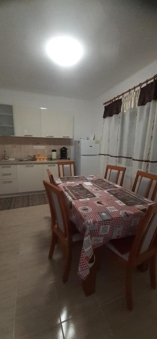 Lótusz Apartman