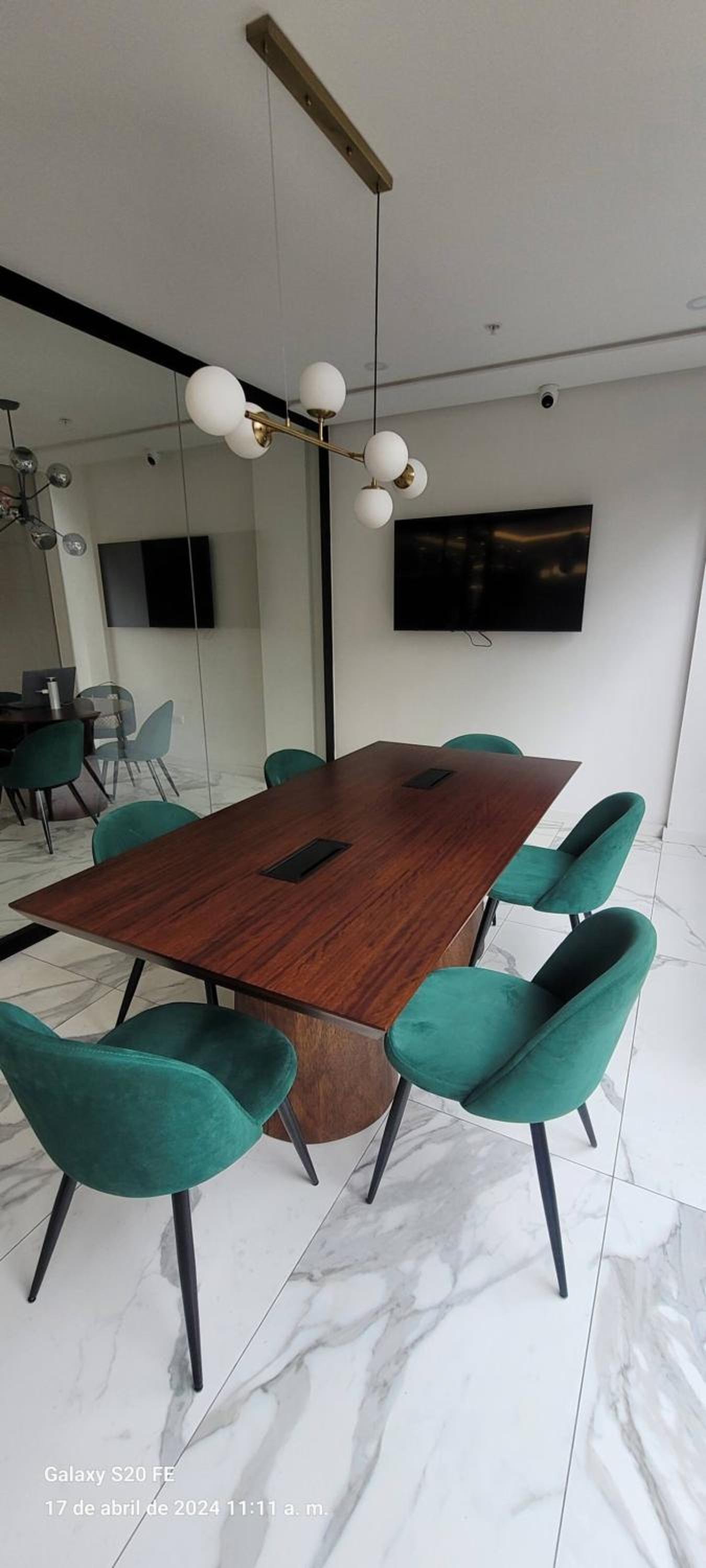 Xoe Mini-suites And Apartments