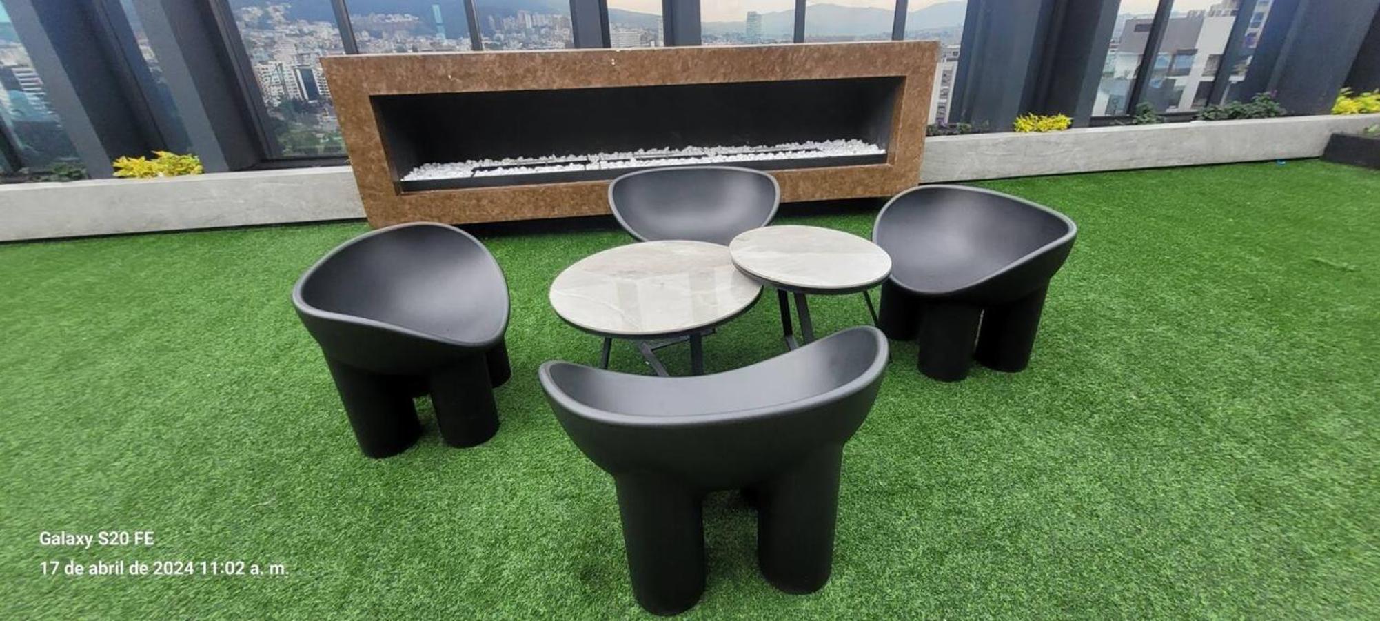 Xoe Mini-suites And Apartments
