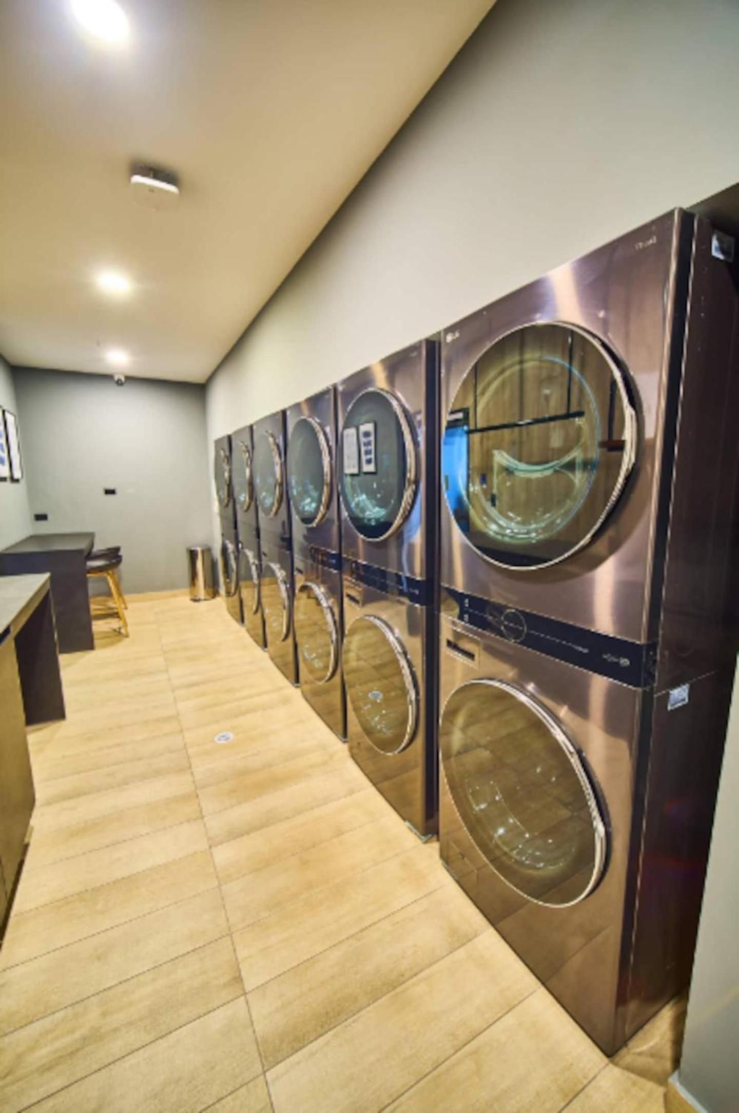 Xoe Mini-suites And Apartments