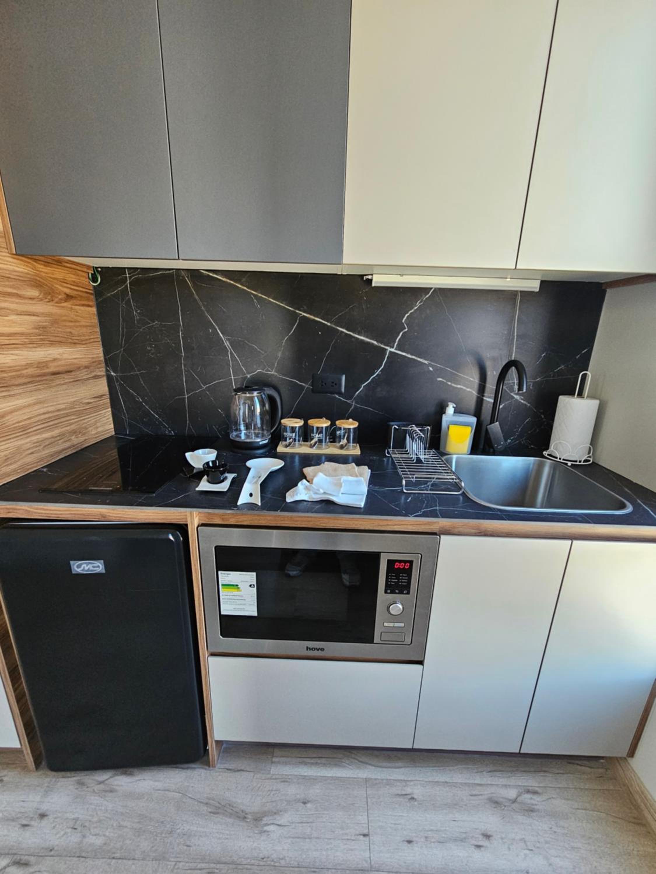 Xoe Mini-suites And Apartments